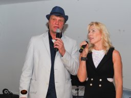 Künstler helfen Kinder - Mit Musik zur Menschlichkeit